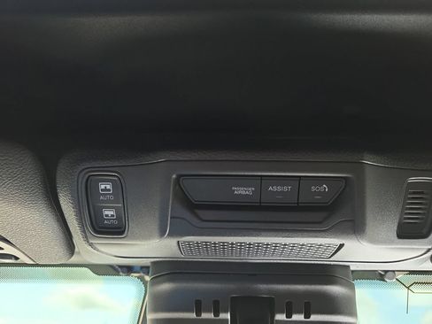 Used 2026 Jeep Wrangler Unlimited Sport AWD/4WD image 27