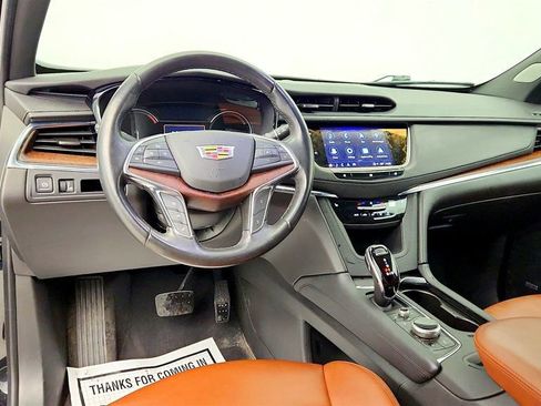 Used 2021 Cadillac XT5 Premium Luxury image 14