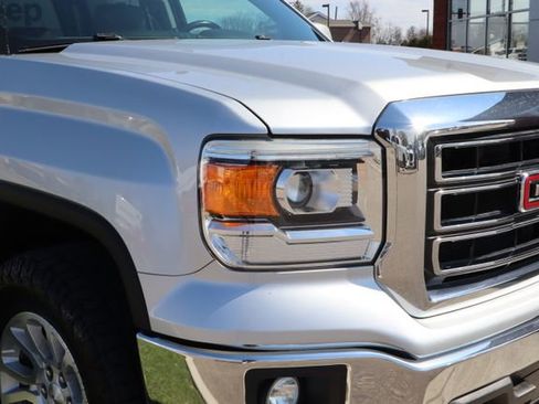 Used 2015 GMC Sierra 1500 SLE w/ SLE Value Package image 2