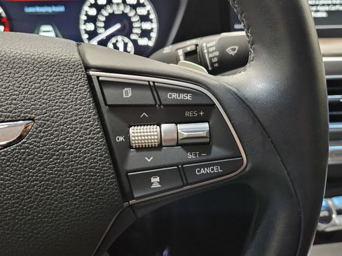 Used 2021 Genesis G90 3.3T Premium image 39