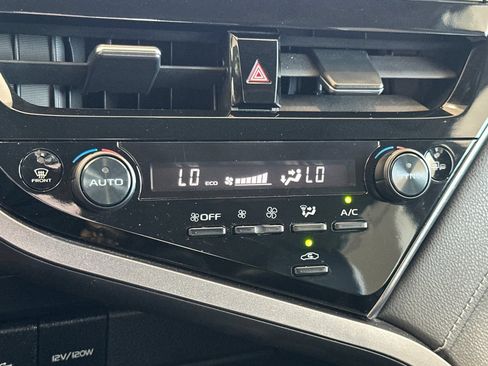Used 2023 Toyota Camry SE w/ Audio Upgrade Package FWD image 27