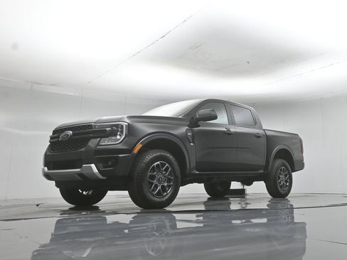 Certified 2024 Ford Ranger XLT w/ Equipment Group 301A High RWD image 40