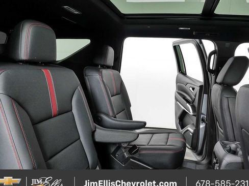Certified 2024 Chevrolet Traverse RS FWD image 22