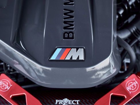 Used 2022 BMW M3 Competition w/ M Carbon Exterior Package image 25