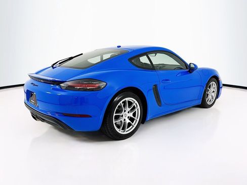 Certified 2024 Porsche 718 Cayman RWD image 9