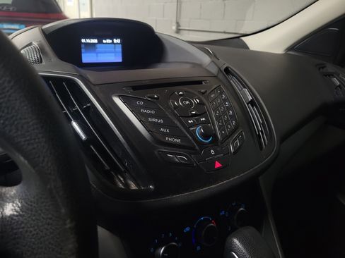 Used 2013 Ford Escape SE w/ Class II Trailer Tow Pkg image 27