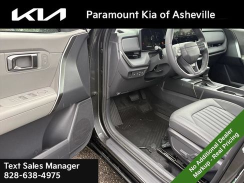 New 2027 Kia Seltos X-Line S w/ X-Line S Premium Package AWD/4WD image 17