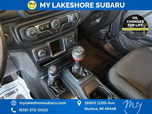 Used 2019 Jeep Wrangler Unlimited Sport AWD/4WD image 17