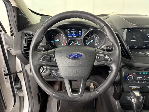 Used 2019 Ford Escape SEL FWD image 17