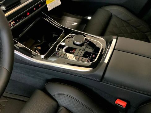 New 2026 BMW X5 xDrive40i w/ M Sport Package image 7