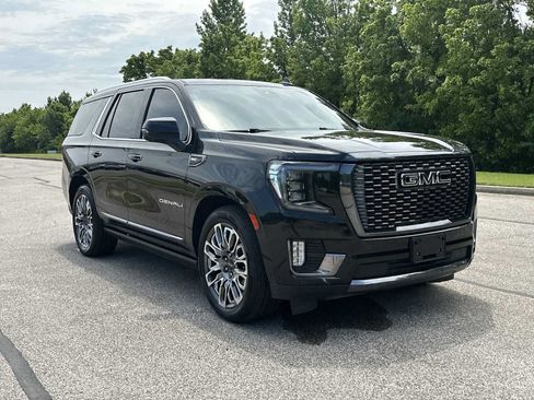 Certified 2024 GMC Yukon Denali Ultimate AWD/4WD image 16