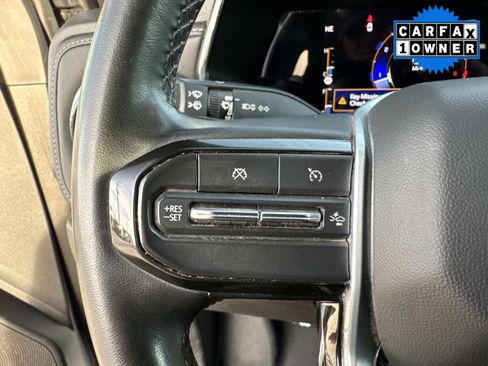 Used 2023 Chevrolet Colorado LT w/ LT Convenience Package II image 37