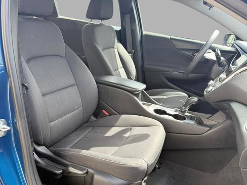Used 2019 Chevrolet Malibu LS image 30