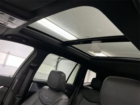 Certified 2023 Cadillac XT6 Premium Luxury image 19