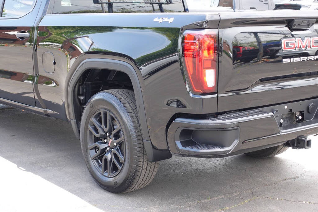 Used 2024 GMC Sierra 1500 Pro w/ Graphite Edition AWD/4WD image 10