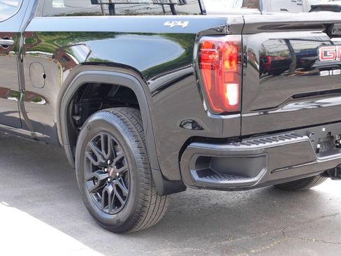 Used 2024 GMC Sierra 1500 Pro w/ Graphite Edition AWD/4WD image 10