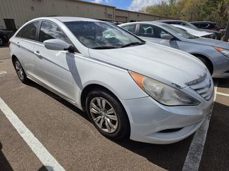 Used 2011 Hyundai Sonata GLS video 1