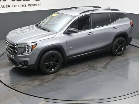 Used 2024 GMC Terrain AT4 AWD/4WD image 45