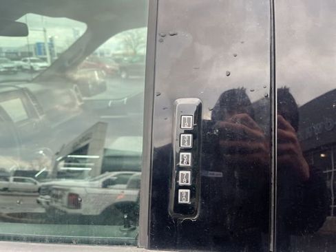 Used 2020 Ford F150 XLT w/ Equipment Group 302A Luxury image 14