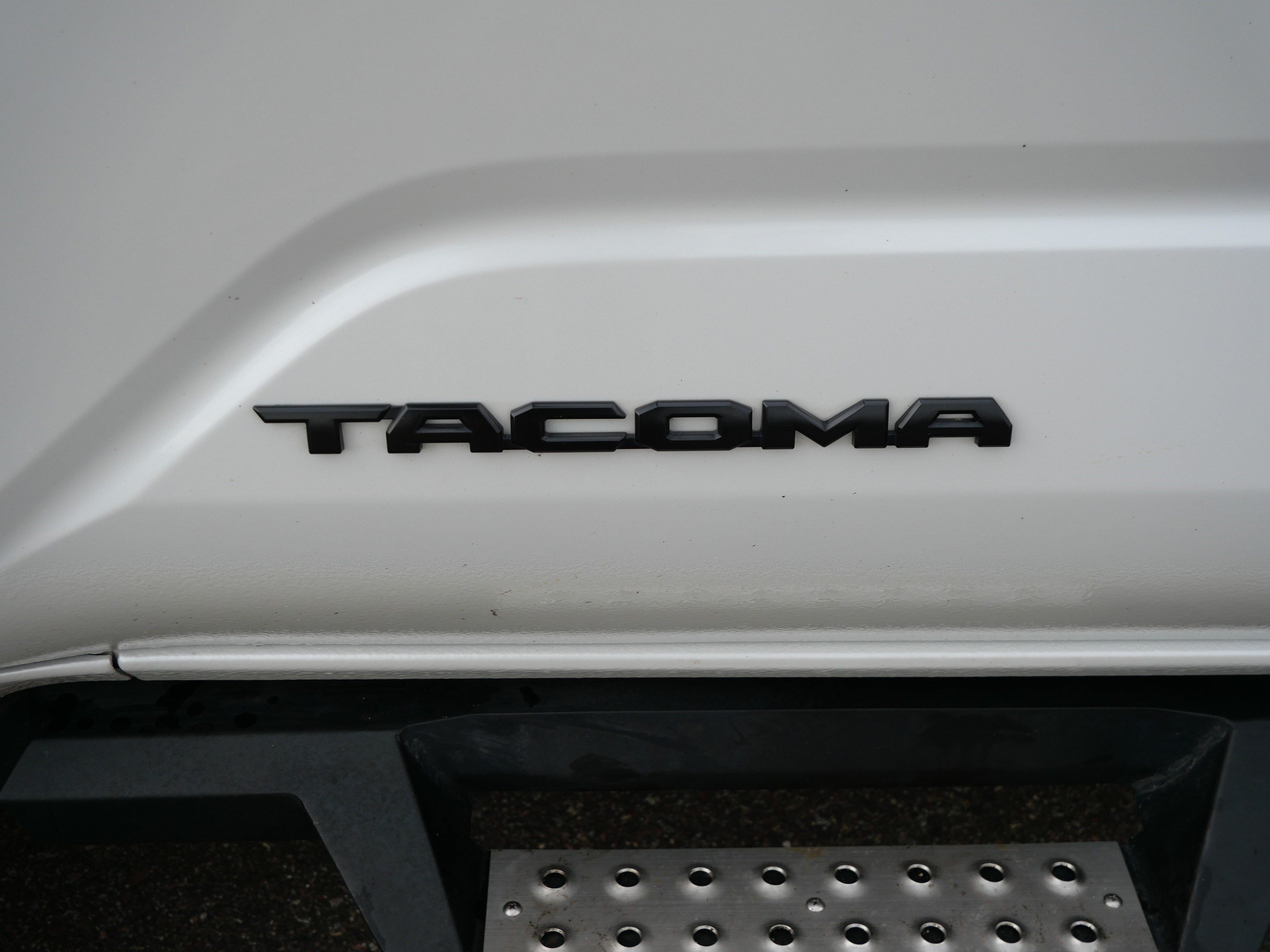 Used 2025 Toyota Tacoma TRD Sport AWD/4WD image 19