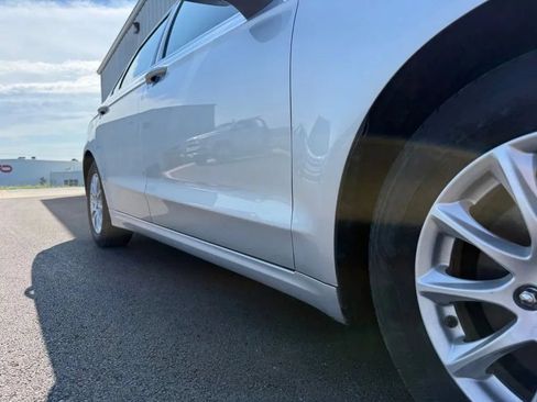 Used 2017 Ford Fusion S FWD image 12