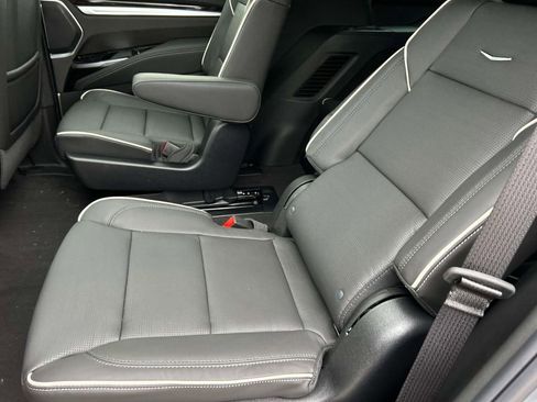 New 2026 Cadillac Escalade Luxury w/ Touring Package image 19