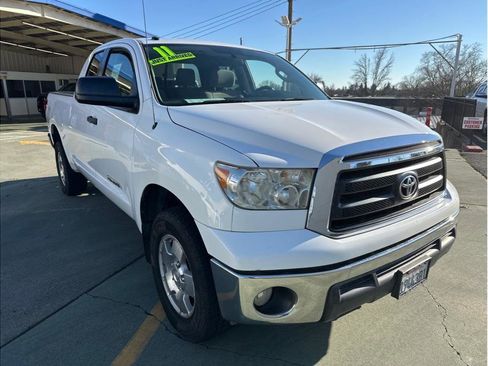 Used 2011 Toyota Tundra w/ TRD Off-Road Package image 4