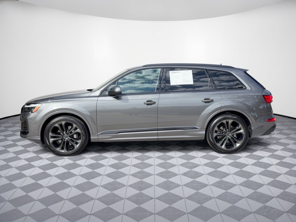 Used 2026 Audi Q7 3.0T Premium Plus w/ Premium Plus Package AWD/4WD image 2