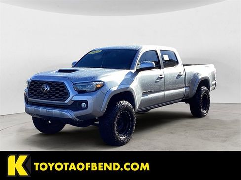 Used 2022 Toyota Tacoma TRD Sport image 1