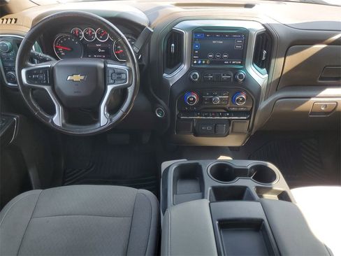 Used 2022 Chevrolet Silverado 1500 LT image 27