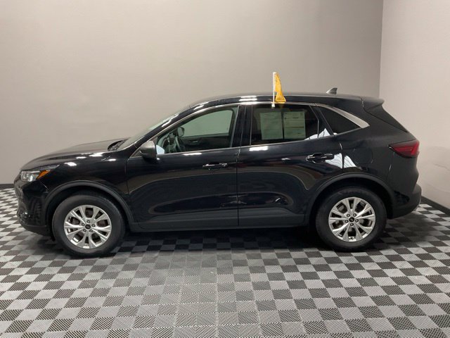 Used 2023 Ford Escape Active AWD/4WD image 6