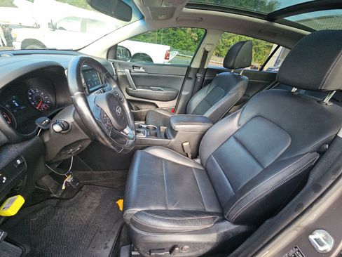 Used 2017 Kia Sportage EX w/ EX Premium Package FWD image 6