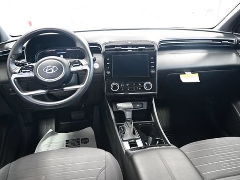 Used 2023 Hyundai Santa Cruz SEL AWD/4WD image 14