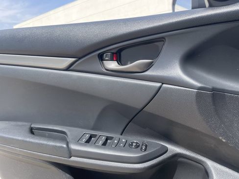 Used 2021 Honda Civic Sport image 19
