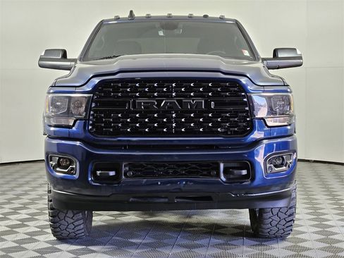 Used 2022 RAM 2500 Big Horn w/ Night Edition image 2
