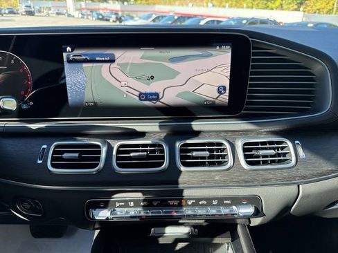 New 2026 Mercedes-Benz GLS 450 4MATIC image 18