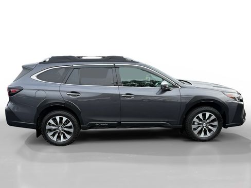Certified 2023 Subaru Outback Touring XT image 6