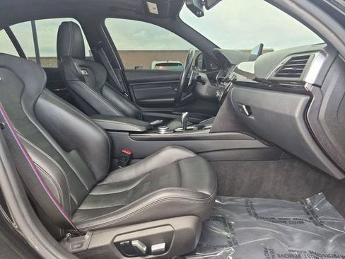 Used 2017 BMW M3 RWD image 20