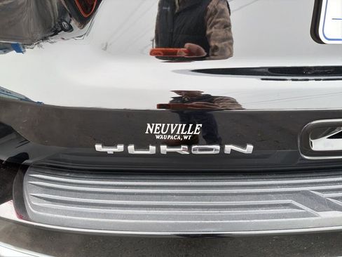 Certified 2022 GMC Yukon XL Denali w/ Denali Premium Package image 31