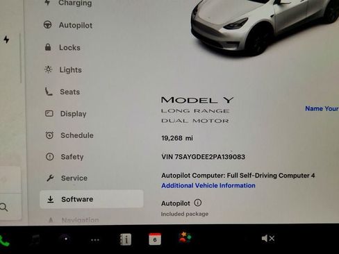 Used 2023 Tesla Model Y Long Range image 13
