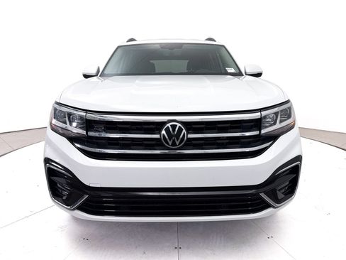 Used 2021 Volkswagen Atlas SE w/ Towing Package FWD image 11