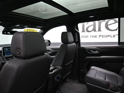 Used 2022 Chevrolet Suburban RST w/ Luxury Package AWD/4WD image 26