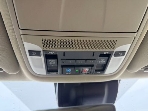 Used 2018 Acura MDX SH-AWD w/ Technology Package image 21