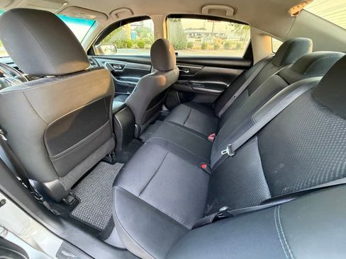 Used 2016 Nissan Altima 2.5 SR FWD image 24