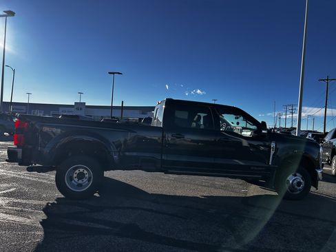 Used 2024 Ford F350 Lariat w/ Lariat Ultimate Package image 7