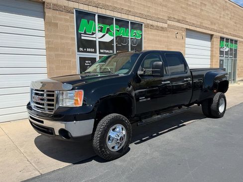 Used 2010 GMC Sierra 3500 SLT AWD/4WD image 1