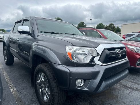 Used 2013 Toyota Tacoma PreRunner RWD image 10