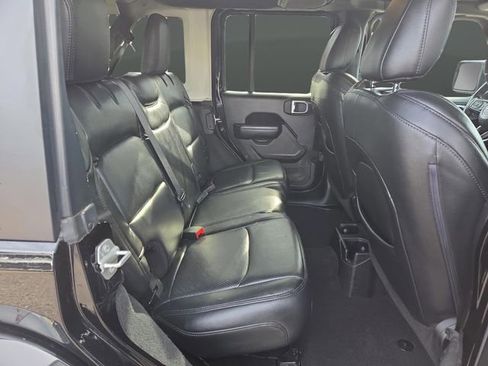 Used 2022 Jeep Wrangler Unlimited Sport image 34