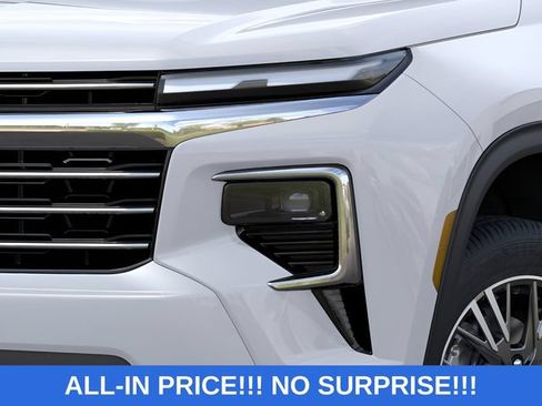 New 2027 Chevrolet Traverse LT FWD image 20