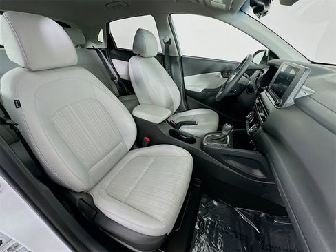 Used 2023 Hyundai Kona SEL image 25